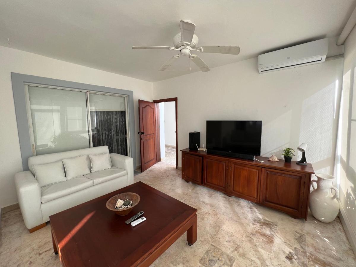 Caribbean Suites With Rooftop Pool プンタ・カナ エクステリア 写真